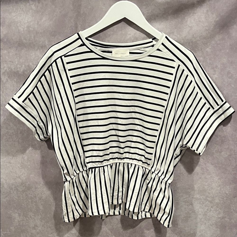 Melloday Black and White Striped fit and flare top size large